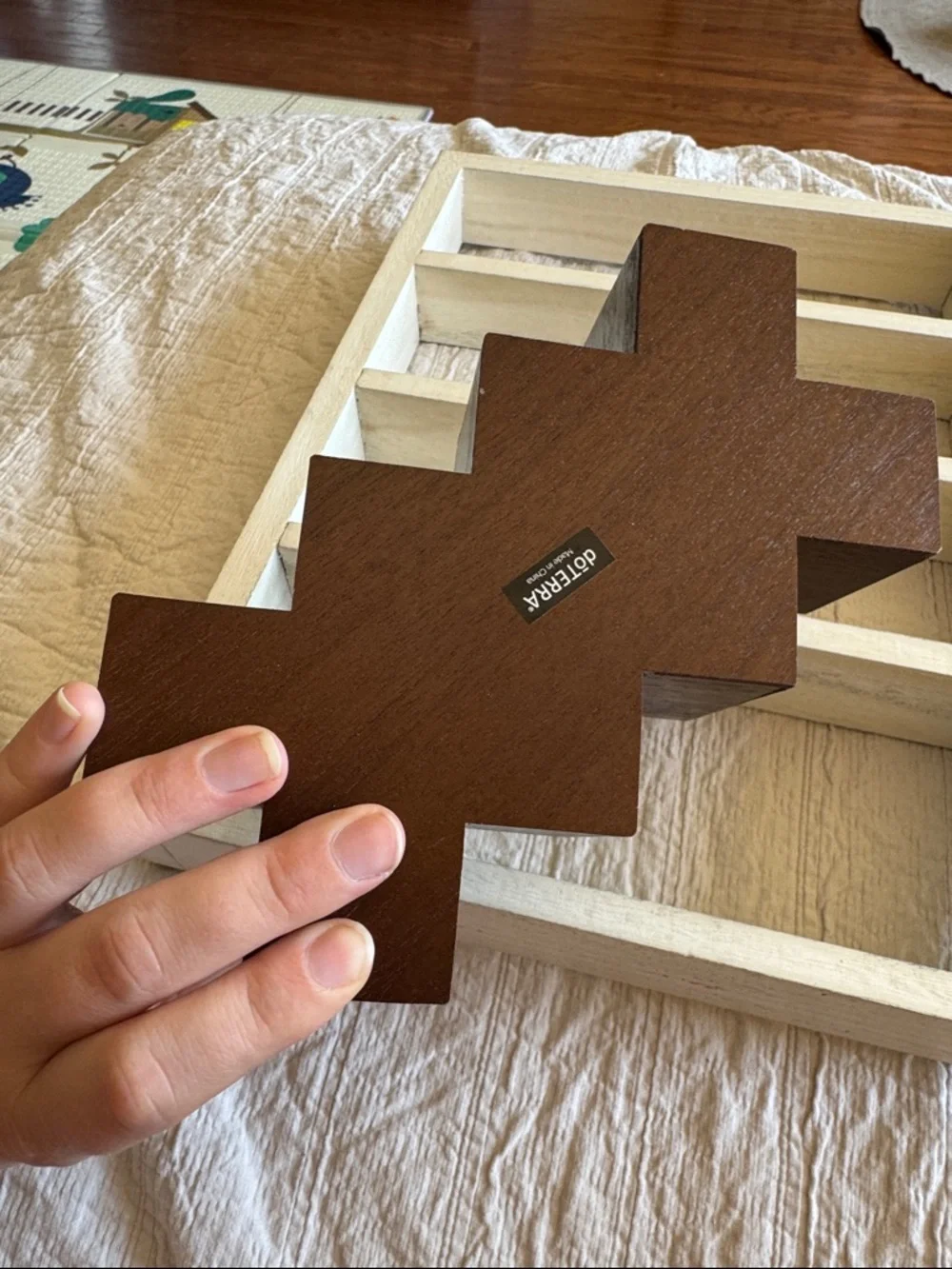 doterra hexagon stackable honeycomb storage & wall organizer bundle - Picture 3 of 5